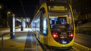 Pótlóbusz jár esténként az 1 es villamos kelenföldi szakaszán Pótlóbusz jár esténként az 1 es villamos kelenföldi szakaszán